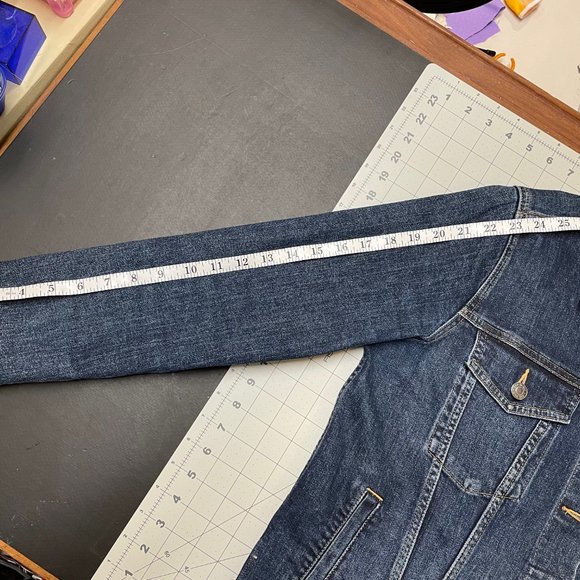 GAP Womens L Denim Jacket with Handmade Patchwork Panel - Picture 9 of 10